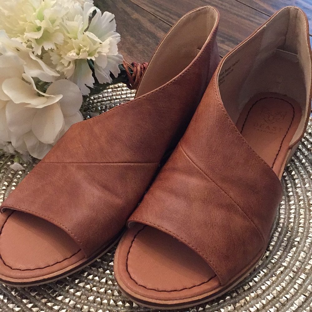 Carmel brown sandal